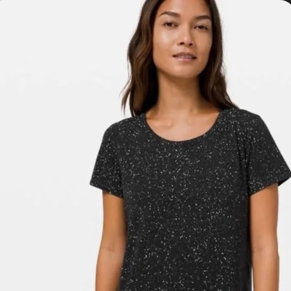 Lululemon Love Tshirt Crewneck